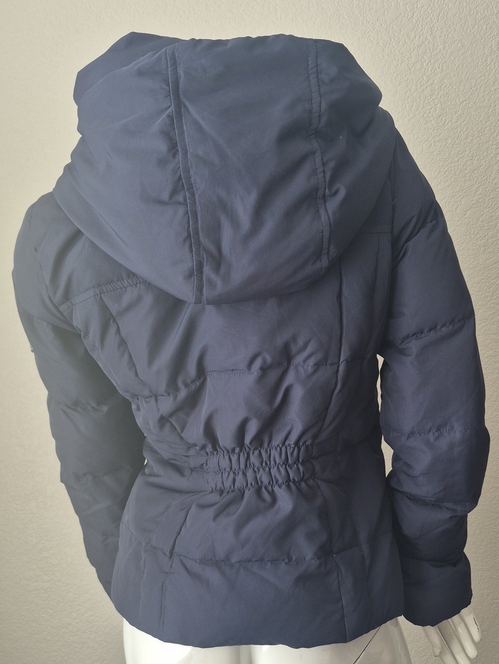 abercrombie Woman Navy Hooded Puffer Jacket - Picture 2 of 5